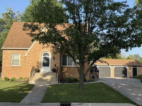 1500 Tonti Street , Lasalle, IL 61301