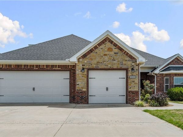 2505 SW Worthington Avenue, Bentonville, AR 72713