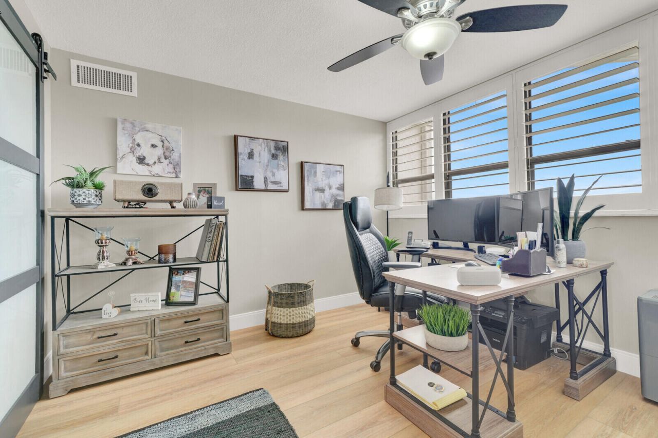 800 Jeffery Street, Unit 403, Boca Raton, FL 33487 Photo