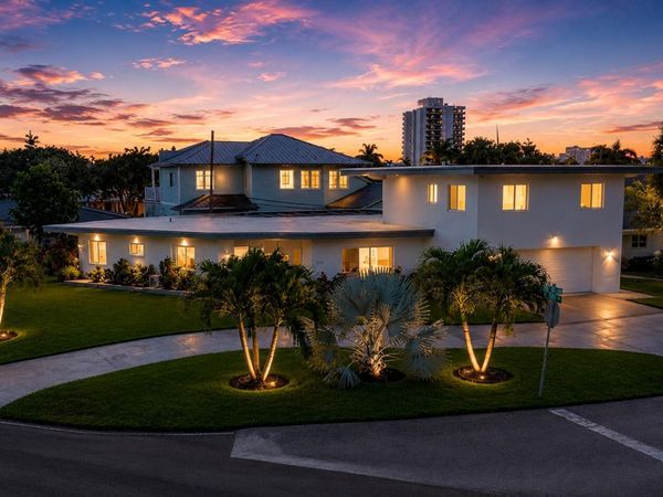 2812 NE 27th Street, Lighthouse Point, FL 33064