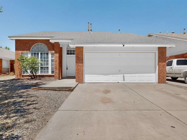 19 Buckbrush Place , Los Lunas, NM 87031