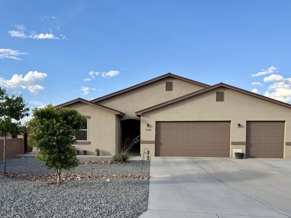 3300 Vatapa Road NE, Rio Rancho, NM 87144