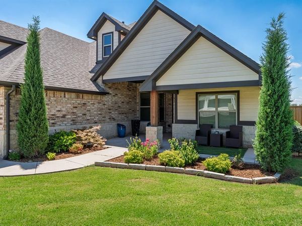 812 Fox Hollow Street, Norman, OK 73069