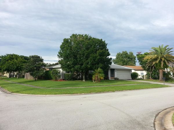 2720 Wright Avenue, Melbourne, FL 32935