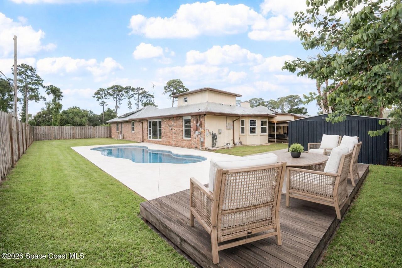 1091 SE Spinnaker Avenue, Port Saint Lucie, FL 34983 Photo