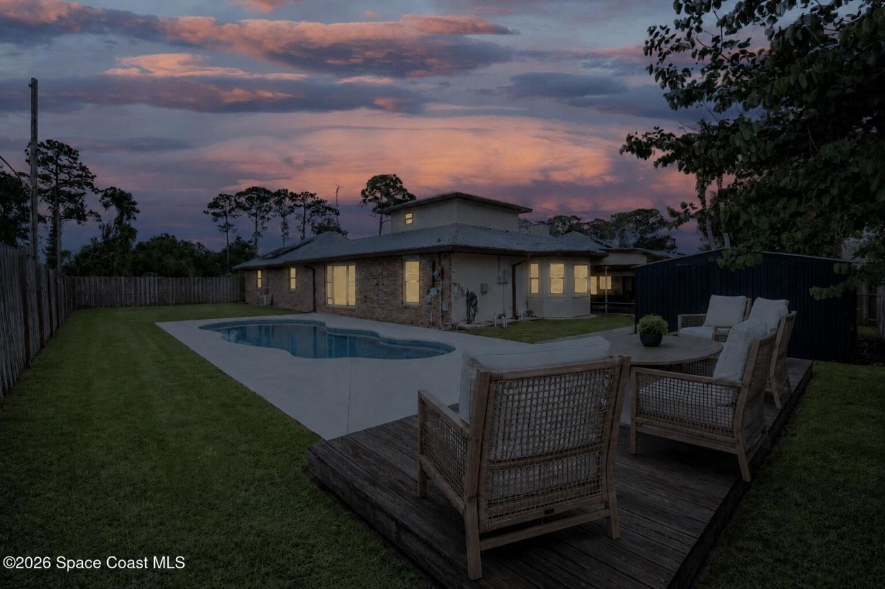 1091 SE Spinnaker Avenue, Port Saint Lucie, FL 34983 Photo