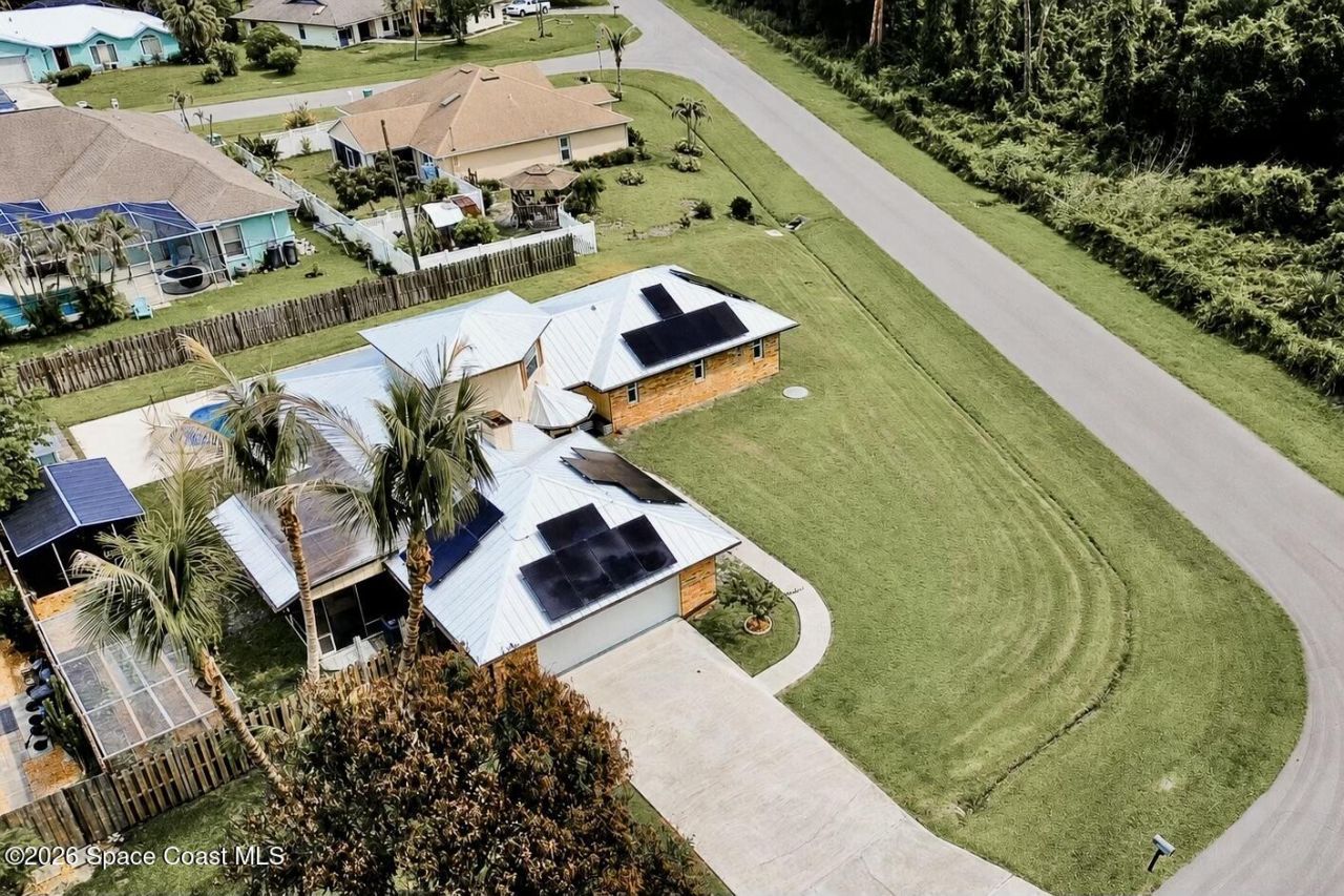 1091 SE Spinnaker Avenue, Port Saint Lucie, FL 34983 Photo