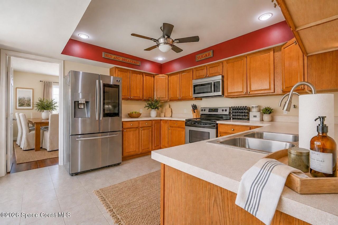1091 SE Spinnaker Avenue, Port Saint Lucie, FL 34983 Photo