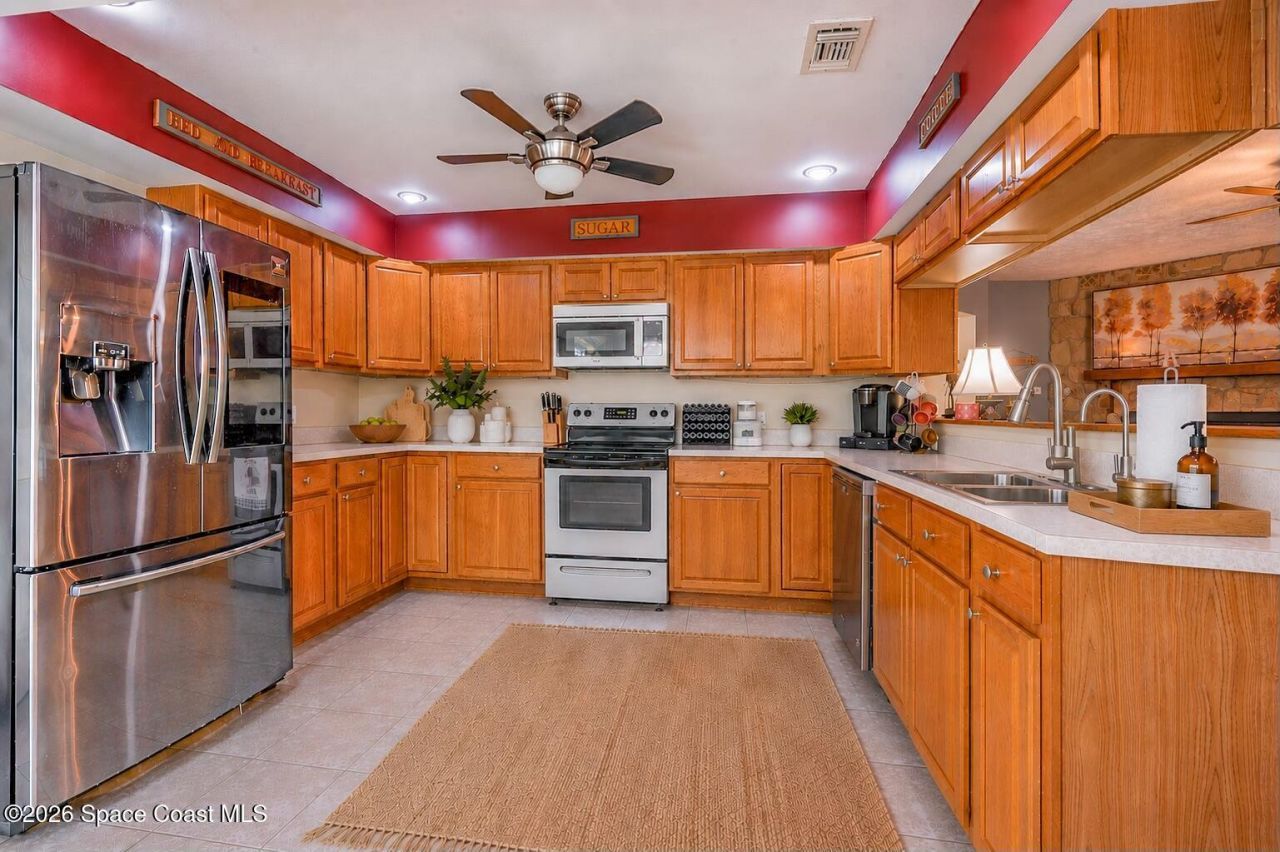 1091 SE Spinnaker Avenue, Port Saint Lucie, FL 34983 Photo