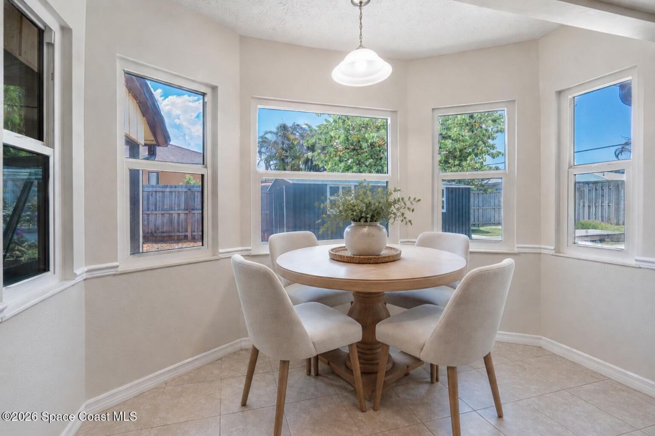 1091 SE Spinnaker Avenue, Port Saint Lucie, FL 34983 Photo