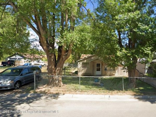 910 Park Avenue, Rifle, CO 81650