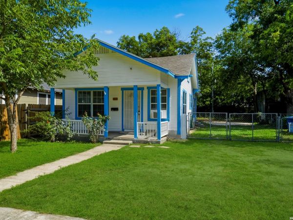 1814 Santa Anna, San Antonio, TX 78201
