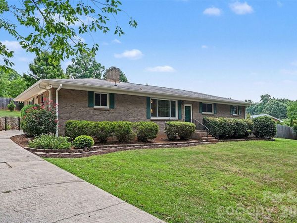 9050 Miriam Drive, Huntersville, NC 28078