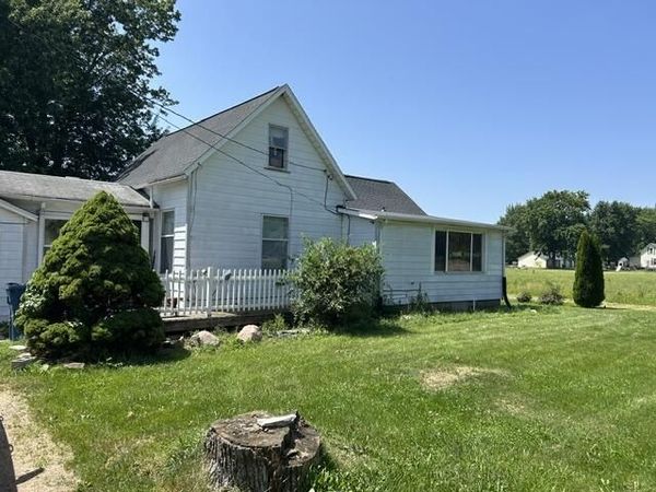 1984 Greenly Avenue, Benton Harbor, MI 49022