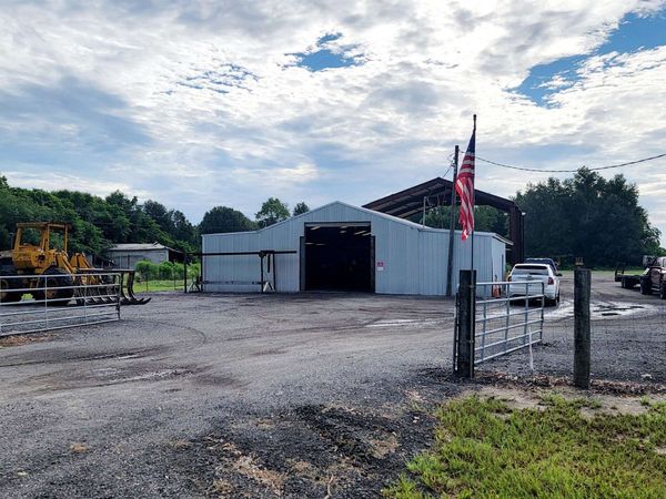 26208 CR 49 , Branford, FL 32008