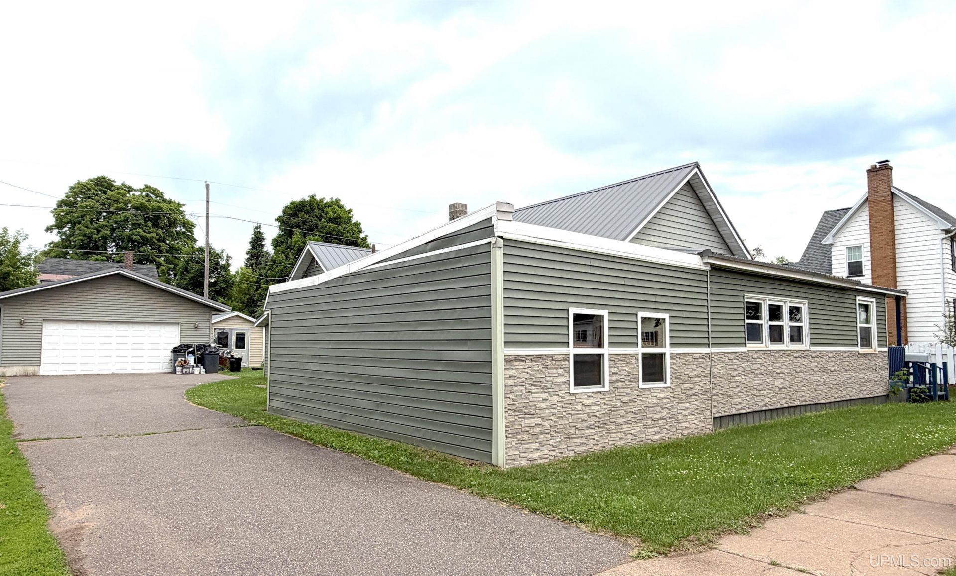 749 Michigan Street, Ishpeming, MI 49849 Main Photo