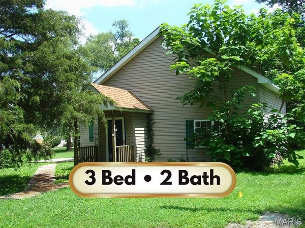372 S 2nd Street , Livingston, IL 62058