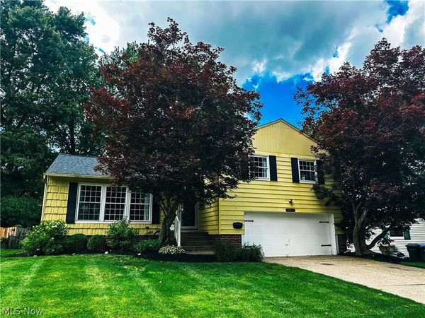 3386 Hendon Circle , Cuyahoga Falls, OH 44221