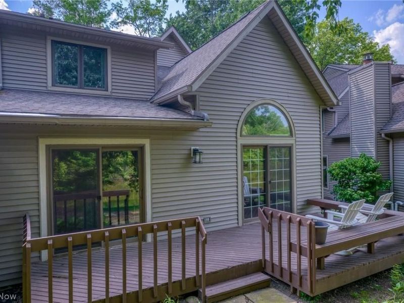 73 Lethbridge Lane, Akron, OH 44321 Photo 35