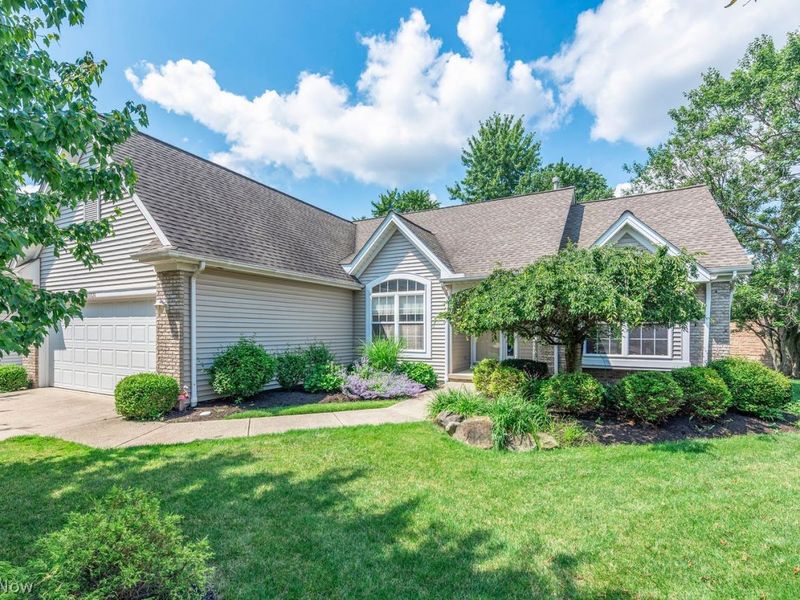 16826 Newport Lane, Middleburg Heights, OH 44130 Photo 1