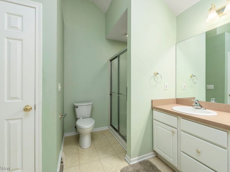 16826 Newport Lane, Middleburg Heights, OH 44130 Photo 25