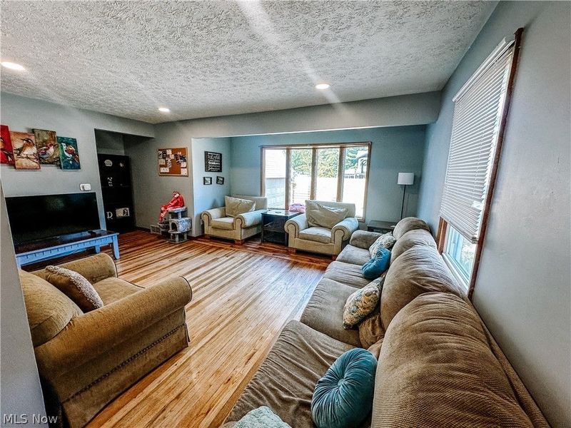 102 W Howe Road, Tallmadge, OH 44278 Photo 11