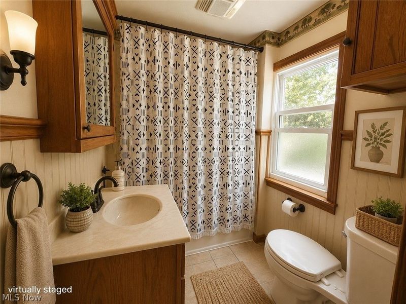 102 W Howe Road, Tallmadge, OH 44278 Photo 5