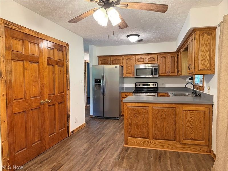 9754 Stonecreek Road, Newcomerstown, OH 43832 Photo 13