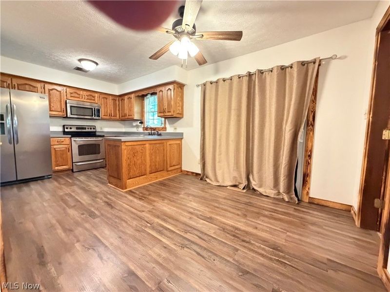 9754 Stonecreek Road, Newcomerstown, OH 43832 Photo 14