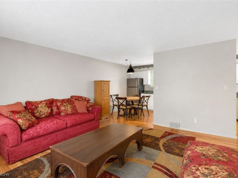 5707 Vickie Lane, Bedford Heights, OH 44146 Photo 10