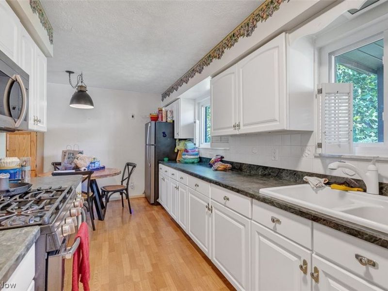 5707 Vickie Lane, Bedford Heights, OH 44146 Photo 7