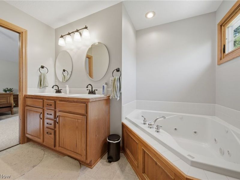 3530 Lamb Circle NW, North Canton, OH 44720 Photo 29