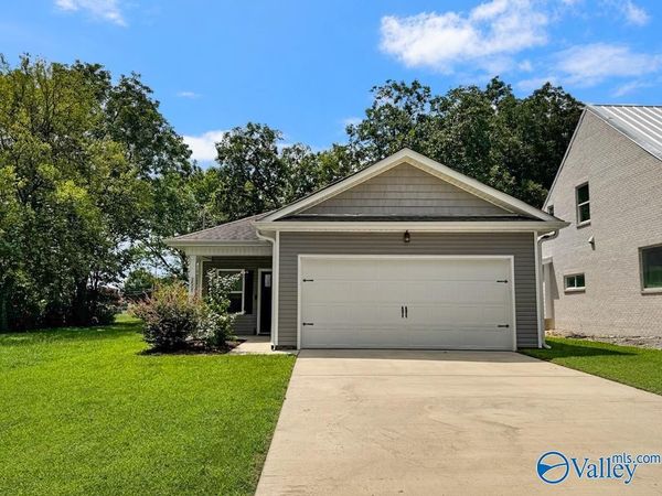3605 7th Avenue SW, Huntsville, AL 35805