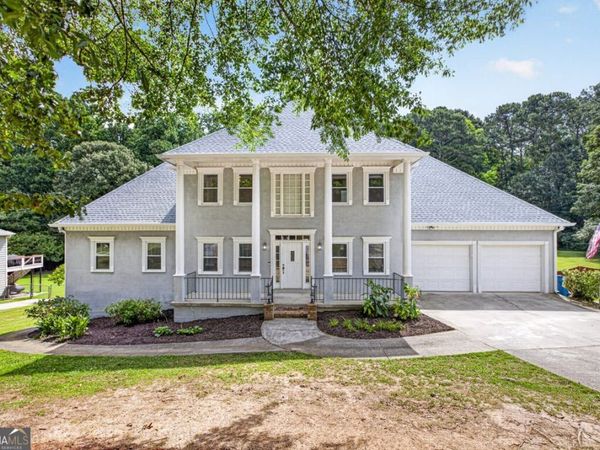 2058 Lakewood Circle, Grayson, GA 30017
