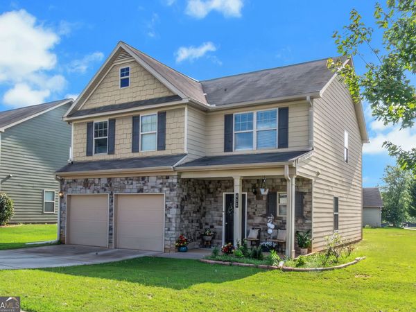 411 Bandelier Circle, Hampton, GA 30228