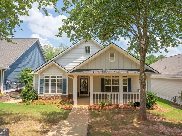 39 Medallion Park, Newnan, GA 30265