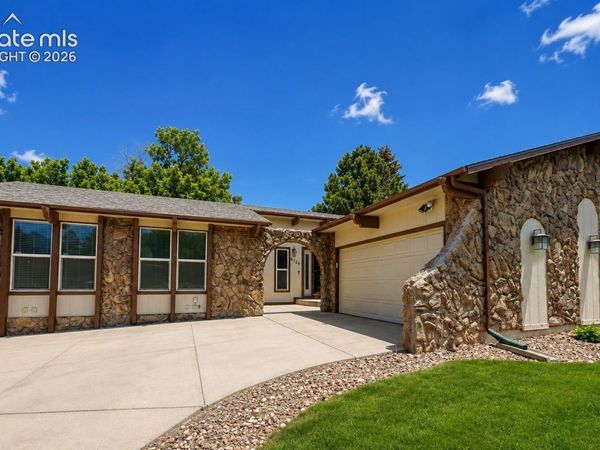 6129 Applewood Ridge Circle, Colorado Springs, CO 80918