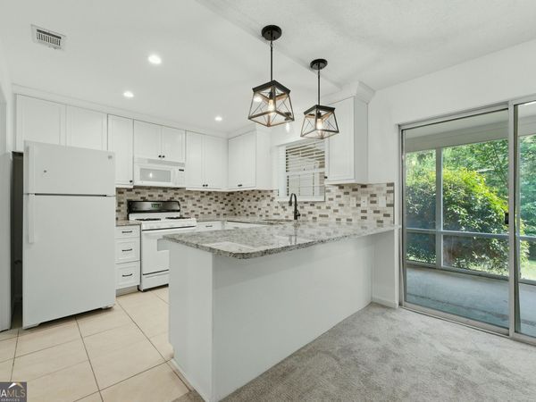 31 Sutton Place, Avondale Estates, GA 30002