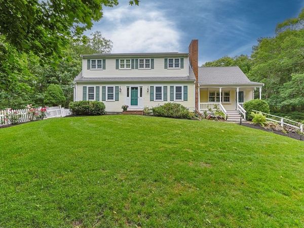 88 Acre Hill Rd, Barnstable, MA 02630