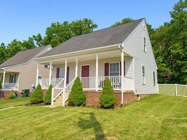 358 S DELPHINE AVE, WAYNESBORO, VA 22980
