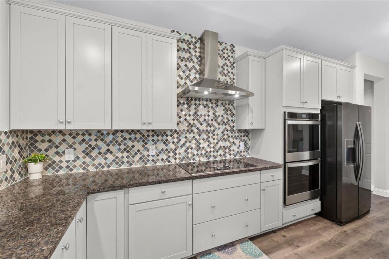 126 Cotesworth Court Photo 12