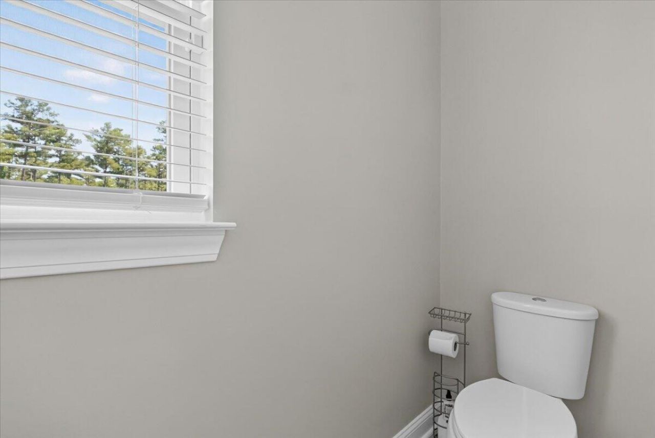 126 Cotesworth Court Photo 28