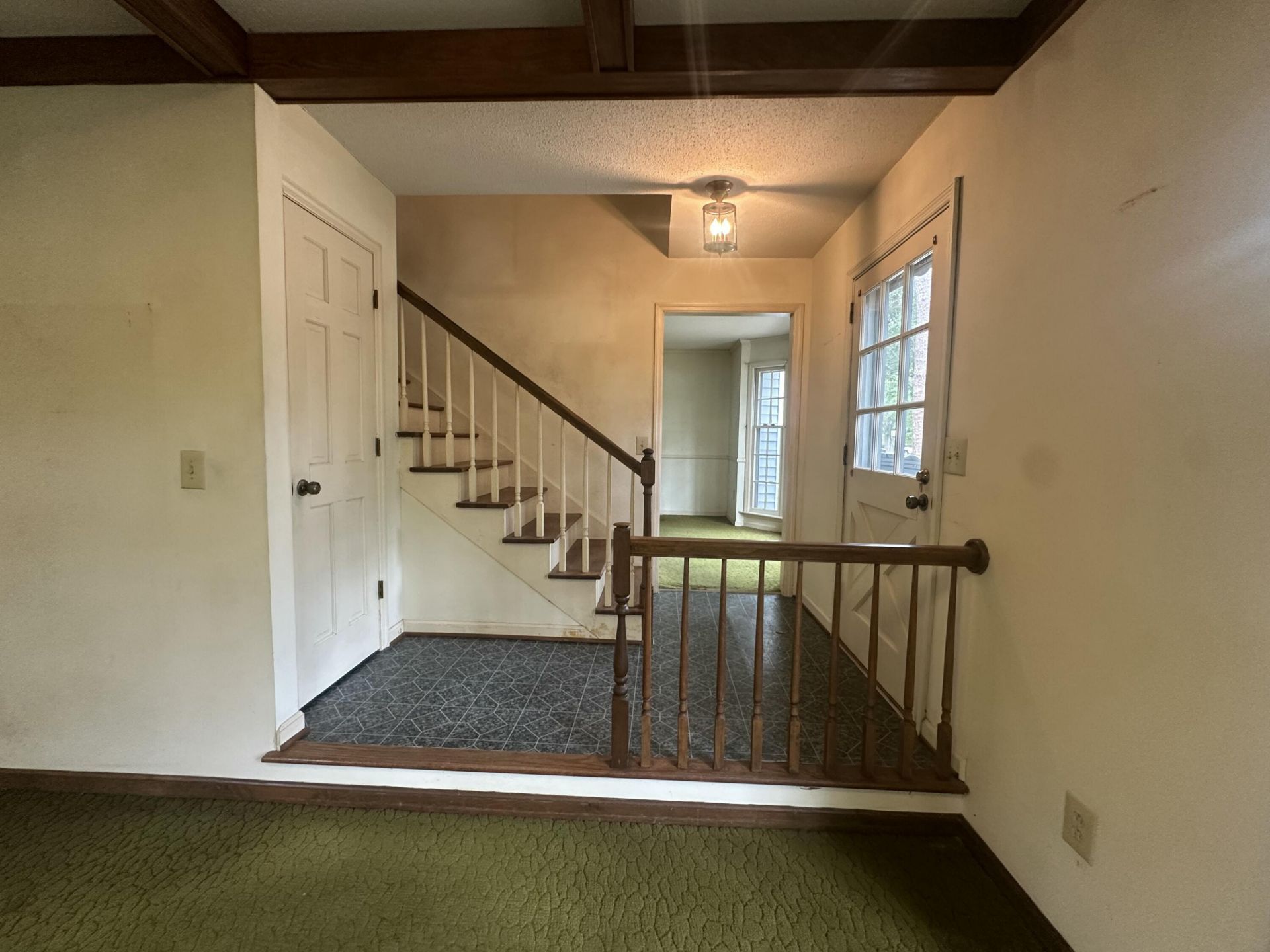 688 Pelzer Drive Photo 12