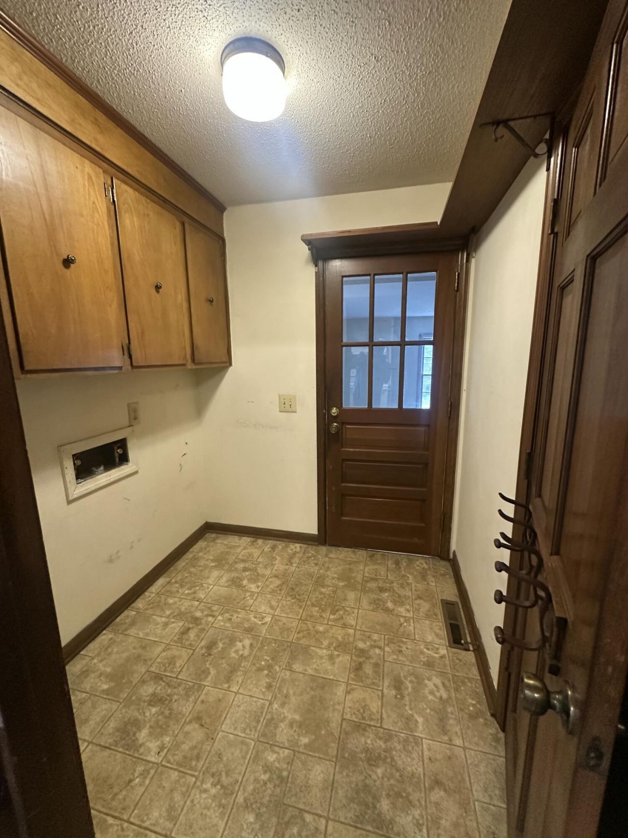688 Pelzer Drive Photo 21