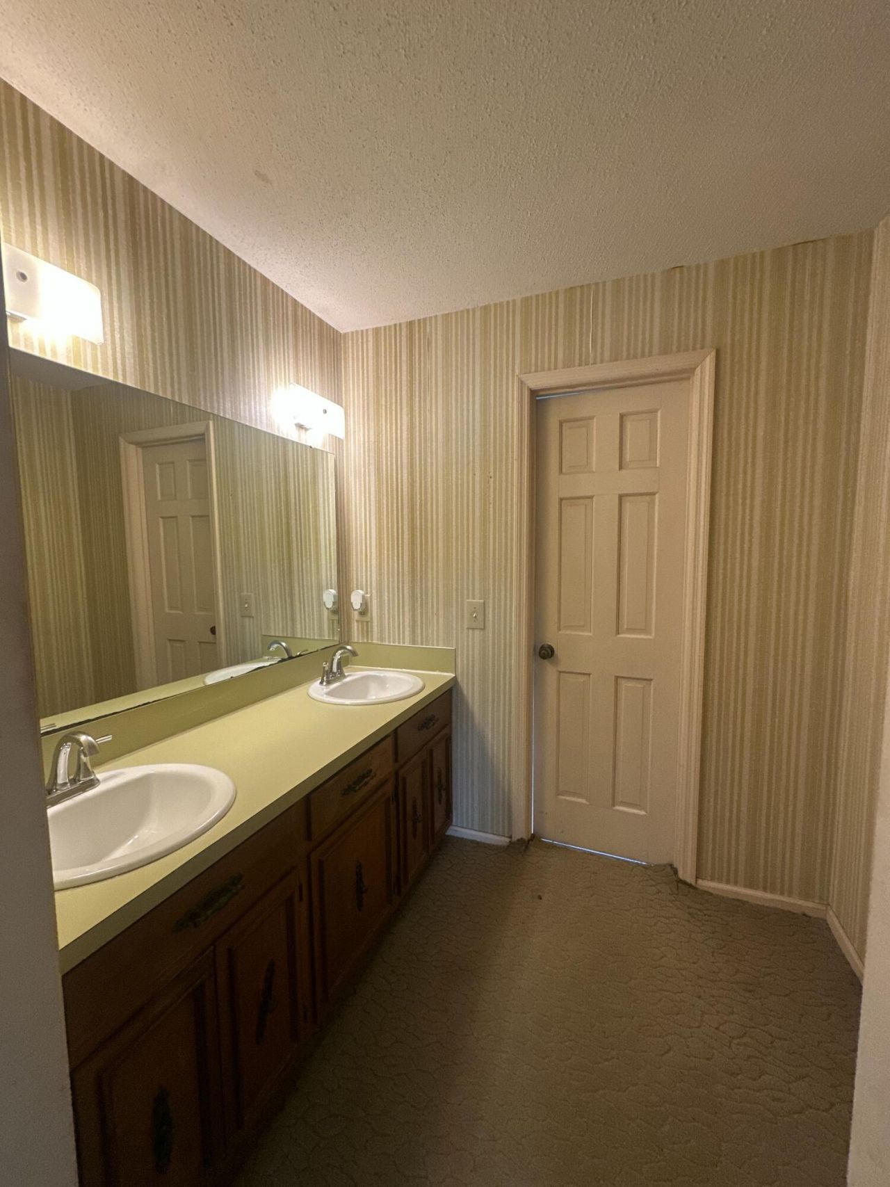 688 Pelzer Drive Photo 27