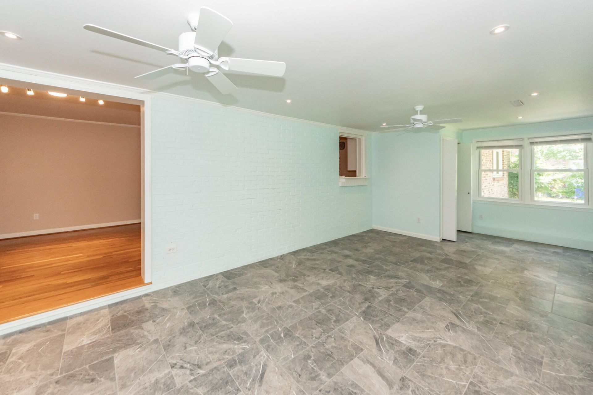 2416 Tiffany Drive Photo 22