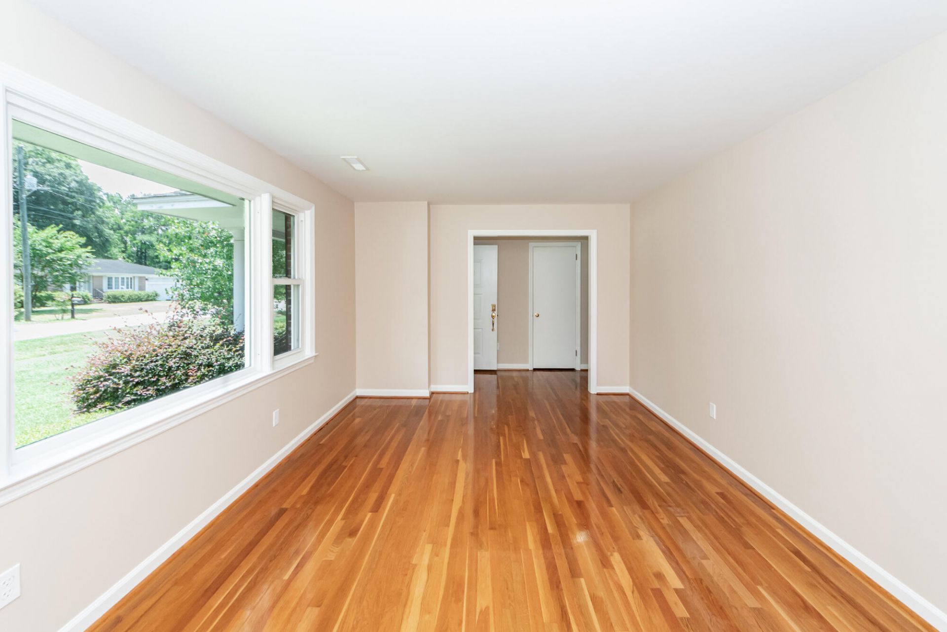 2416 Tiffany Drive Photo 7