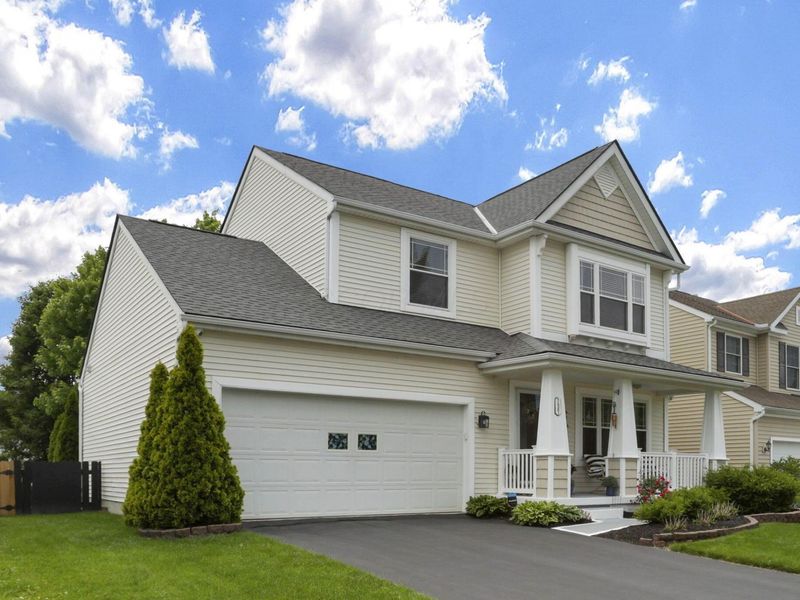 737 Cedar Run Drive, Blacklick, OH 43004 Photo 2