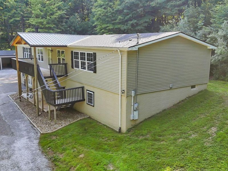 6621 Mulberry Road SE, Heath, OH 43056 Photo 2