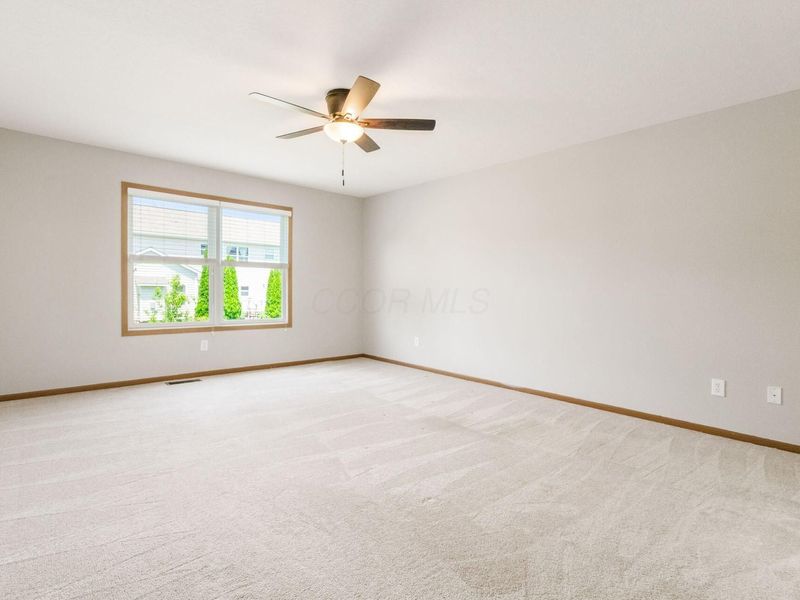 1665 Daffodil Place , Lewis Center, OH 43035 Photo 20